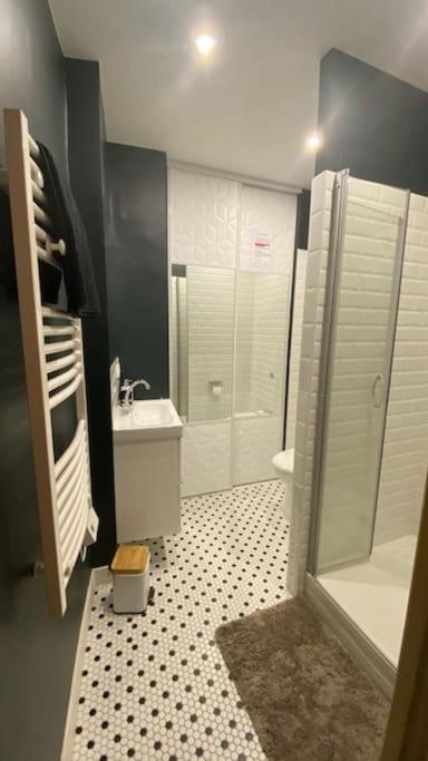 Sejour Detente Au Coeur De Macon Spa,Cine,Bouteille Offerte 外观 照片
